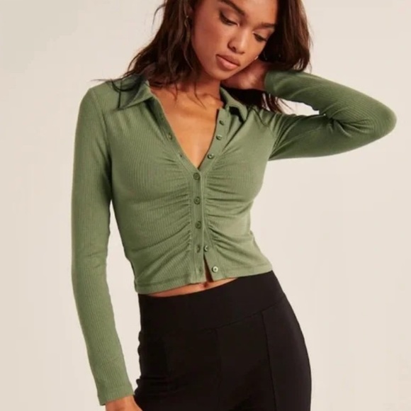 Abercrombie | Long Sleeve Ruched Polo Top - Picture 6 of 6